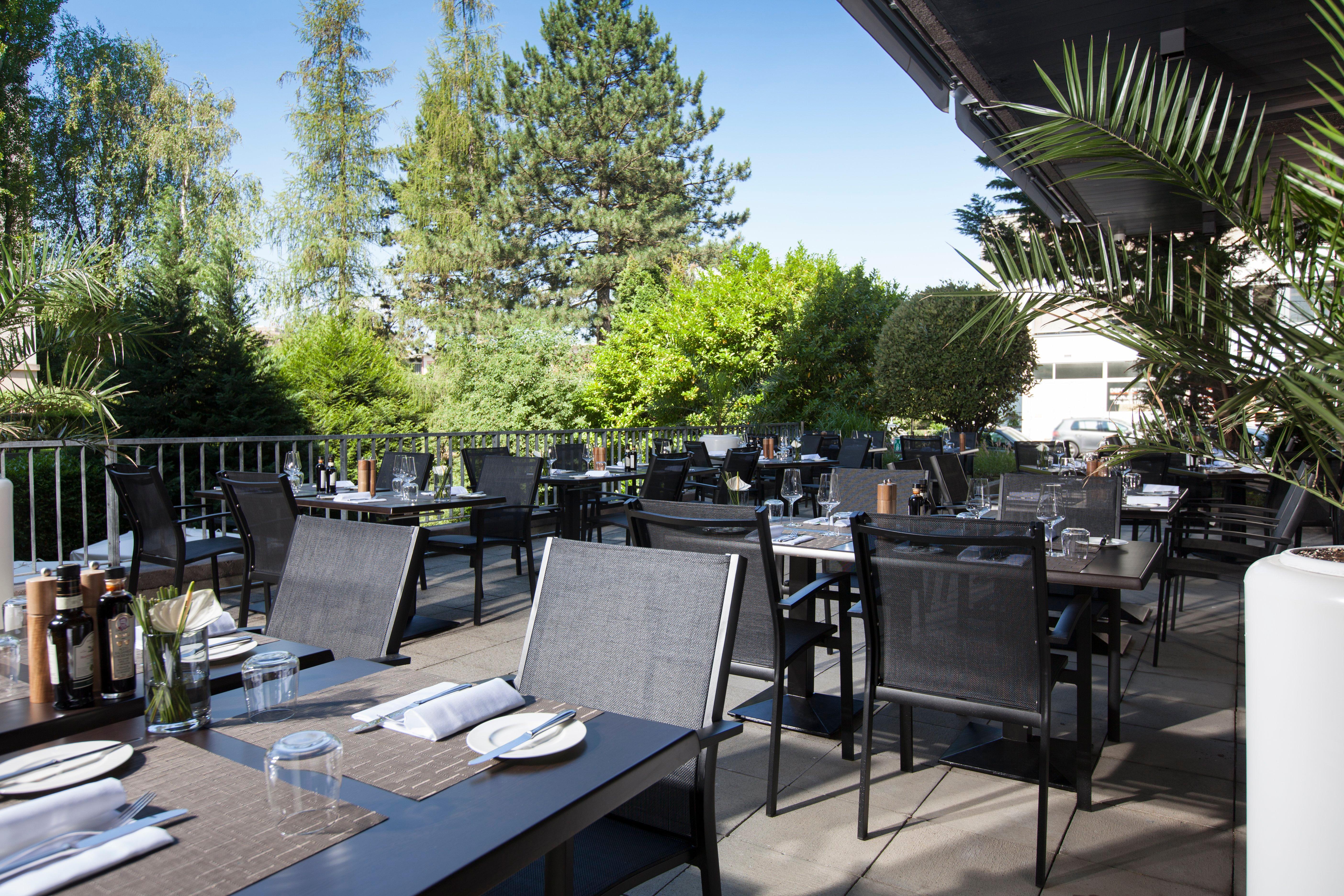Crowne Plaza Geneva By Ihg Hotel Meyrin Kültér fotó